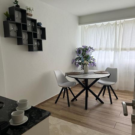 Eine Schoene Wohnung Am Messeplatz Basel Exterior foto